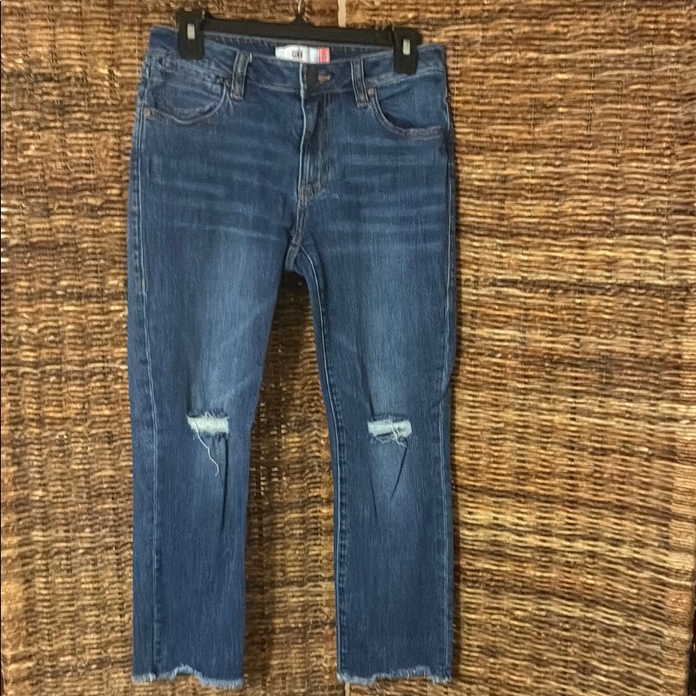 Cabi Distressed Cropped Blue Jeans